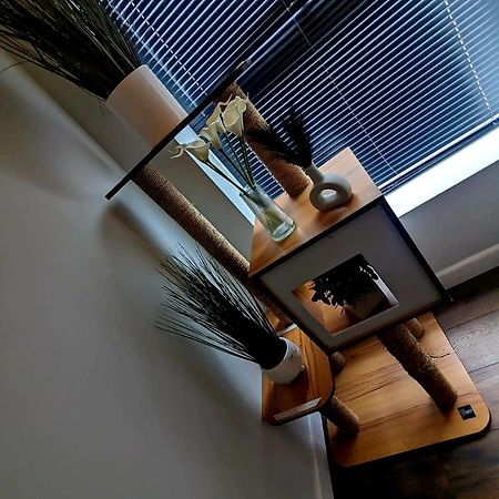 Bright & Modern Apartment In Hackney Wick E3 Londen Buitenkant foto